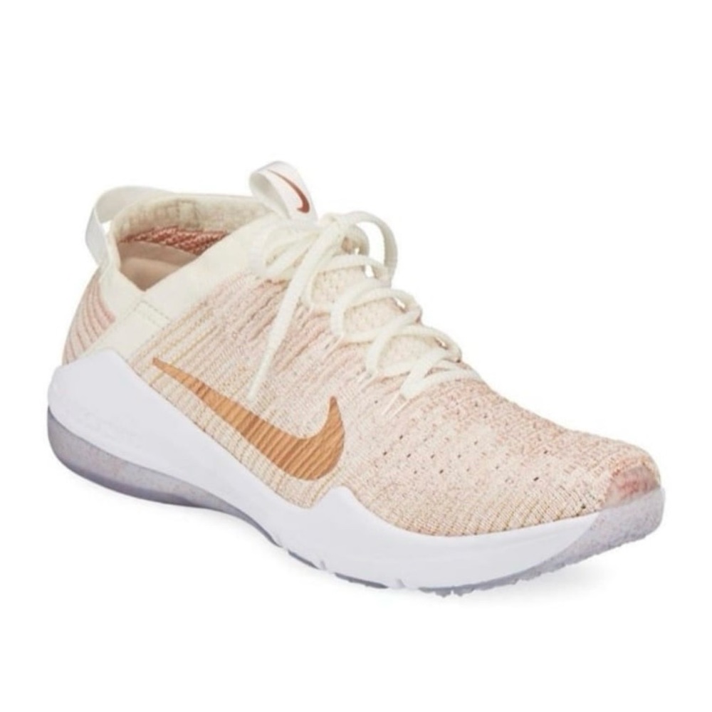 Nike Zoom Fearless Flyknit 2 Metallic Womens Size: 7